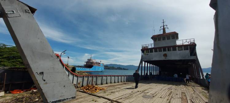 KMP Tao Toba 1 Naik Dok