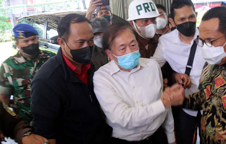 Kejagung Tahan Surya Darmadi Tersangka Korupsi Rp 78 Triliun