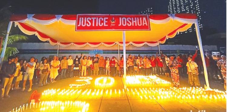 Kawal Kasus Brigadir J, CSI Nyalakan 3.000 Lilin di Taman Ismail Marzuki