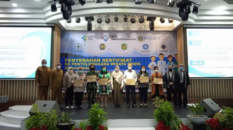 RS Murni Teguh Terima Sertifikat Penyelenggara Wisata Medis dari Kemenkes RI