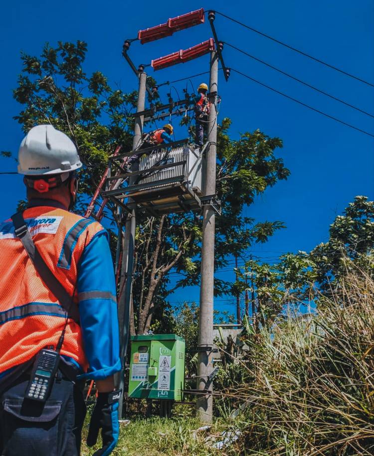 Hari Pelanggan Nasional, PLN Tegaskan Komitmen Terangi Seluruh Negeri