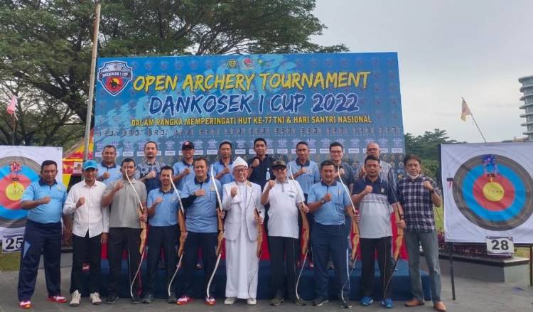 Marsma TNI Mohammad Nurdin Terbaik di Open Archery Tournament Dankosek I Cup 2022