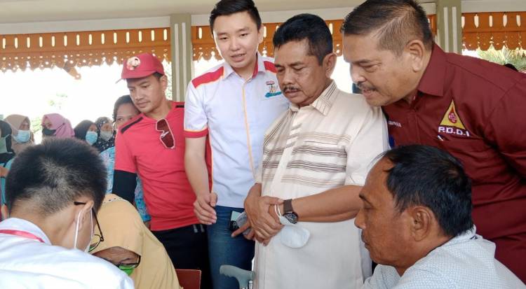 Ribuan Masyarakat Tebingtinggi Ikuti Pengobatan Gratis