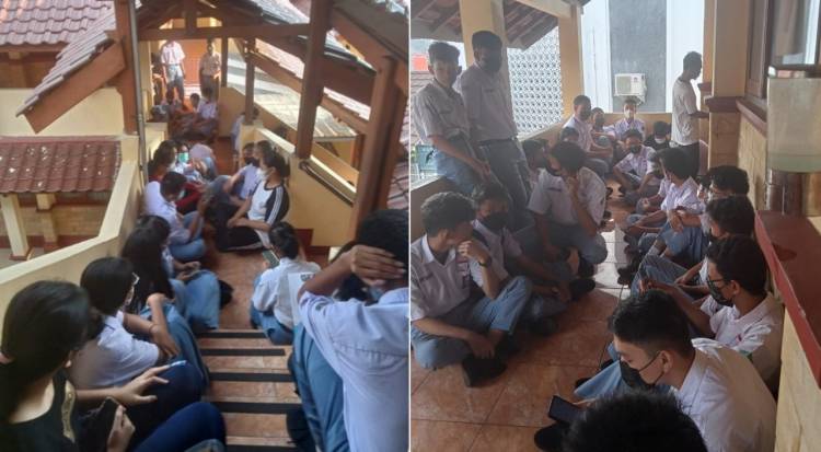 Siswa SMAN 2 Depok Gunakan Tangga-Lorong Sekolah untuk &ldquo;Saat Teduh&rdquo;