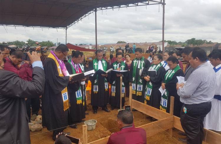 Pesta Peletakan Batu Pertama Gereja HKI Pasar 12 Marindal II Meriah