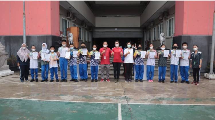 Siswa SMP Swasta Sisingamangaraja Tanjungbalai Raih 18 Medali