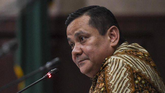 Lumuri Tinja Muka M Kace, Banding Irjen Napoleon Bonaparte Kandas