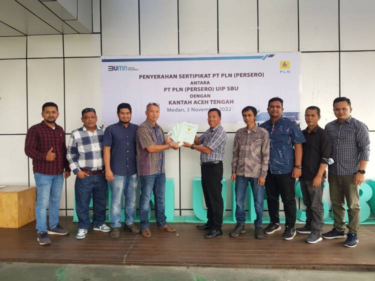 Kantor Pertanahan Aceh Tengah Kembali Serahkan 116 Sertipikat Tapak Tower ke PLN