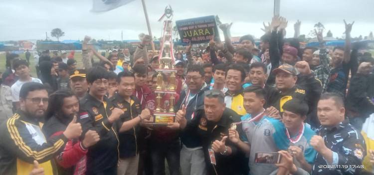 POPP FC Juara 1 Turnamen Sepak Bola SP4BS II Terima Hadiah Rp 40 Juta