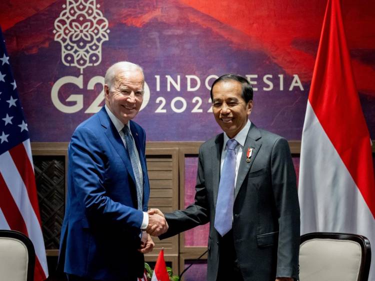 Joe Biden Umumkan Bantuan 20 Miliar Dolar AS Bagi Transisi Energi RI