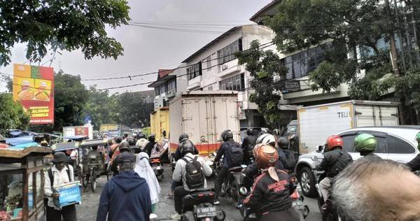 Polisi Ungkap Detik-detik Bom Bunuh Diri di Polsek Astana Anyar Bandung