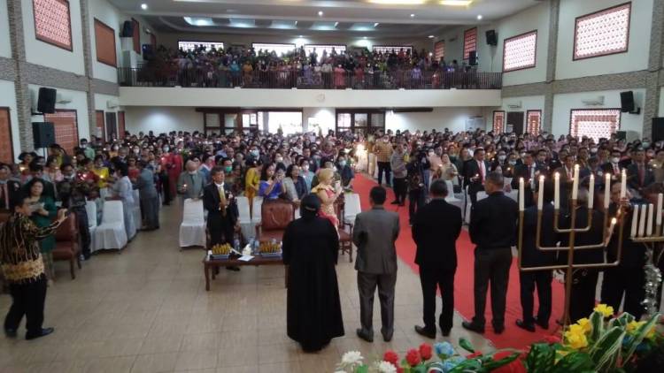 Seribuan Pomparan Paboras Rayakan Natal dengan Penuh Sukacita