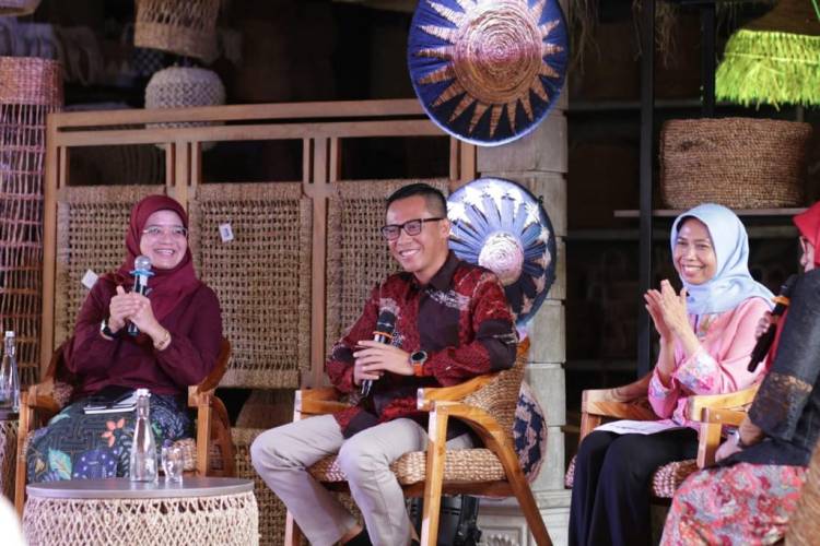 Peringati Hari Ibu, LPEI Ajak Pelaku Usaha Perempuan Jadi Eksportir Berdaya  Saing Internasional