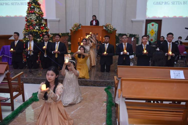 Perayaan Natal Permata Elieser GBKP Setia Budi Medan Dimeriahkan Gebby Saragih