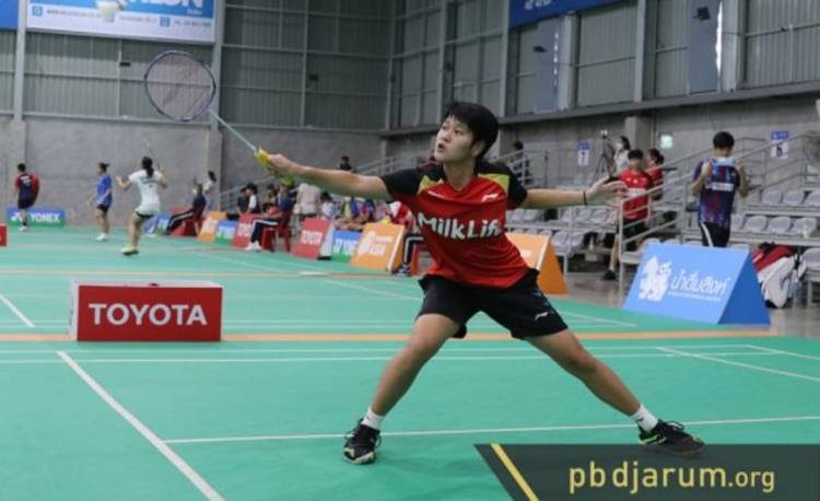 Nia Melaju ke-16 Besar Kejuaraan Bulutangkis Junior International di Thailand
