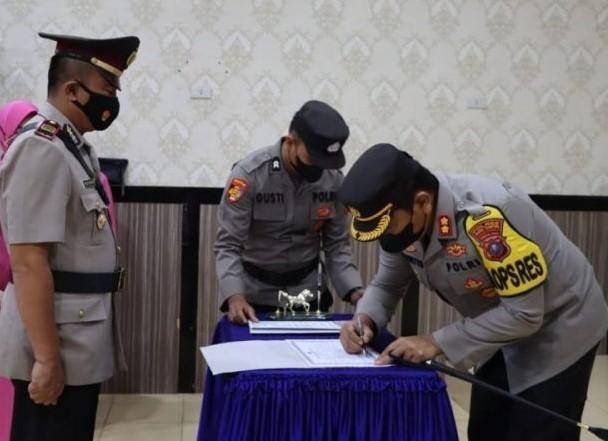 Kapolres Padangsidimpuan Pimpin Sertijab Kapolsek Batunadua
