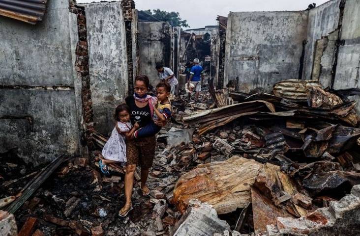 Ditinjau Ketua Komisi I DPRD Medan, Rumah Sudah 4 Tahun Terbakar Diusulkan Dibedah