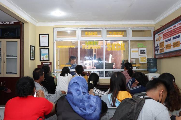 Polres Taput Layani Pemohon SKCK dengan Cepat, Tepat dan Humanis