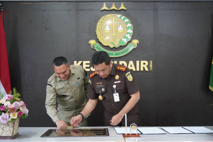 Bupati Pakpak Bharat Resmikan Gedung Kejari Dairi