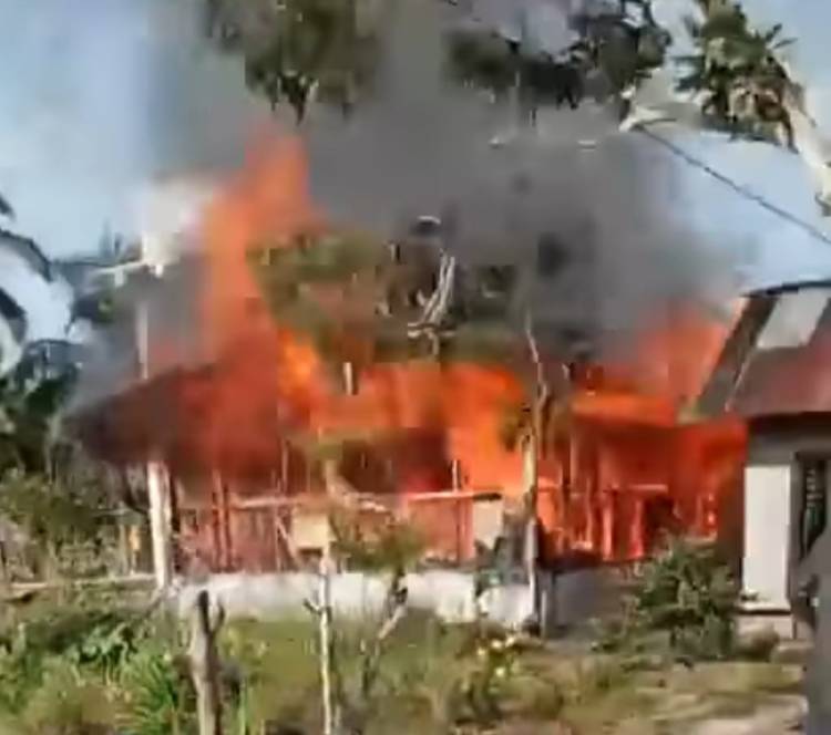 Rumah Siti Aminah Terbakar di Kualabangka Labura