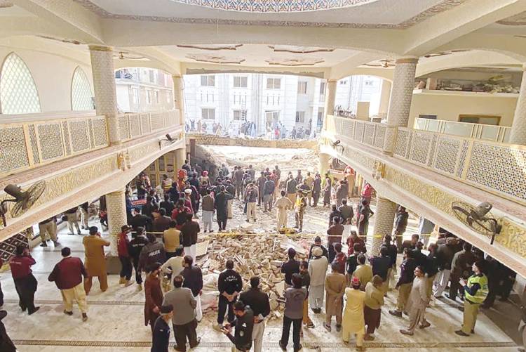 Arab Saudi Kutuk Serangan Bom di Masjid Pakistan, Korban Tewas Lebih 80 Orang