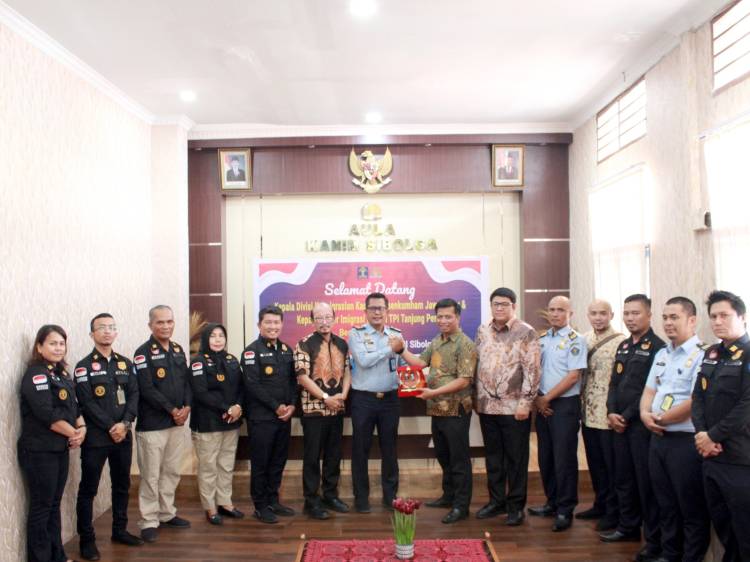 Imigrasi Tanjung Perak Surabaya Studi Tiru ke Imigrasi Sibolga