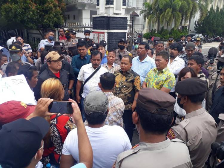 DPRD Setujui Pemberhentian Wali Kota Pematangsiantar