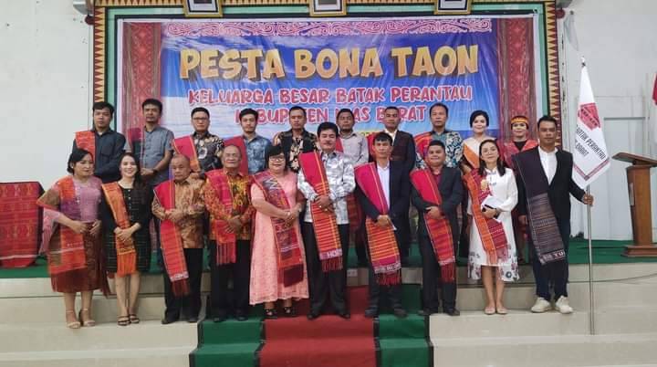 Pengurus Harian Keluarga Besar Batak Perantau di Nias Barat Dikukuhkan