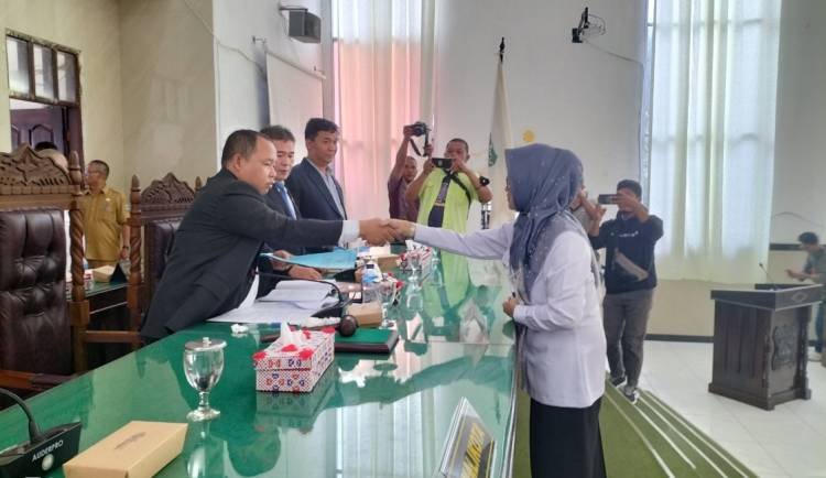 DPRD Usulkan Pemberhentian Wali Kota Pematangsiantar ke MA