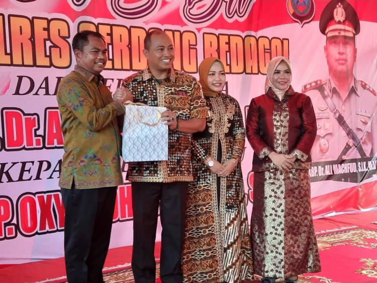 Pisah Sambut Kapolres Sergai, Bupati Harapkan Kerjasama Lebih Ditingkatkan