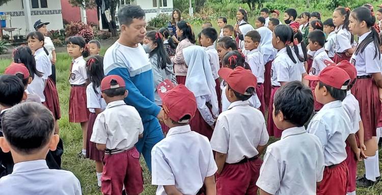 Bupati Simalungun Minta Guru Serius Mendidik Siswa