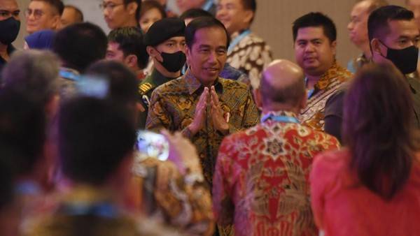 Ajak Pemudik Tunda Balik, Jokowi Minta Diberi Cuti Tambahan