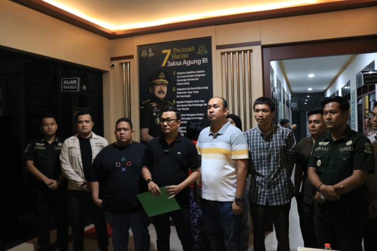 Terpidana Korupsi Status DPO Diamankan Tim Tabur Kejati Sumut dari Rumahnya