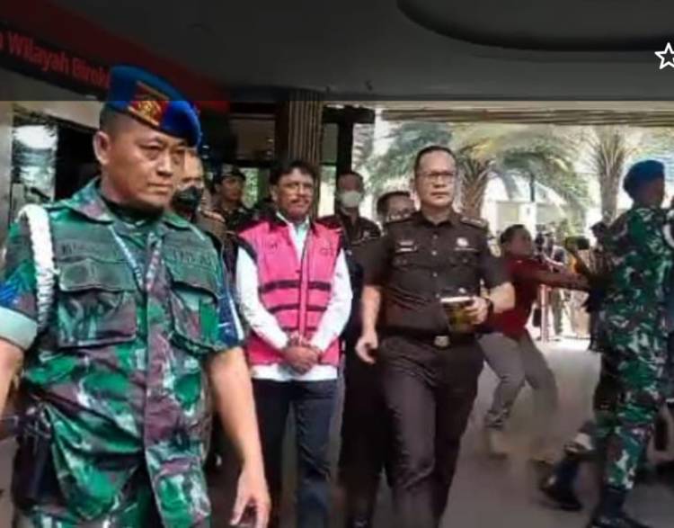 Ditetapkan Tersangka Kasus Korupsi BTS Rp 8 T, Kejagung Tahan Menkominfo Johnny G Plate