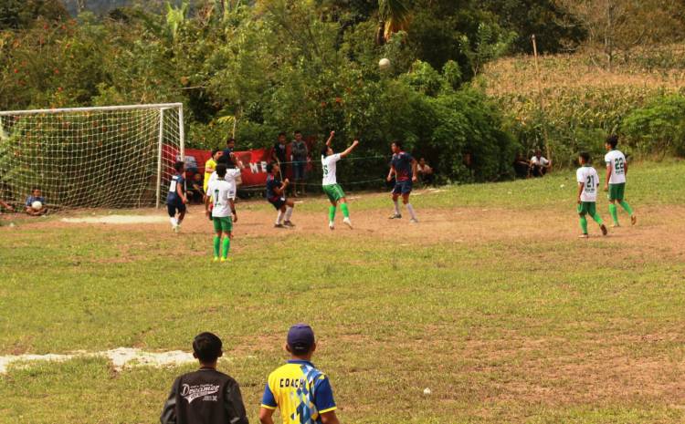 Putra Kalang FC Taklukkan Lapendos FC, Lolos ke Semi Final