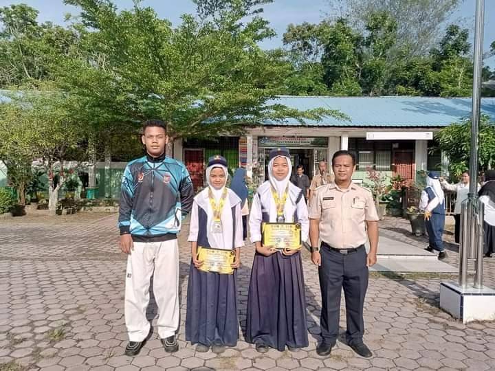 2 Siswa SMPN 5 Tanjungbalai Raih Medali Ajang ITC 2023