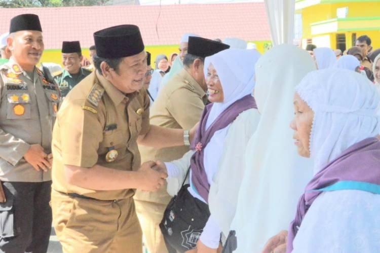 Wali Kota Sambut Kedatangan Jemaah Haji Asal Padangsidimpuan