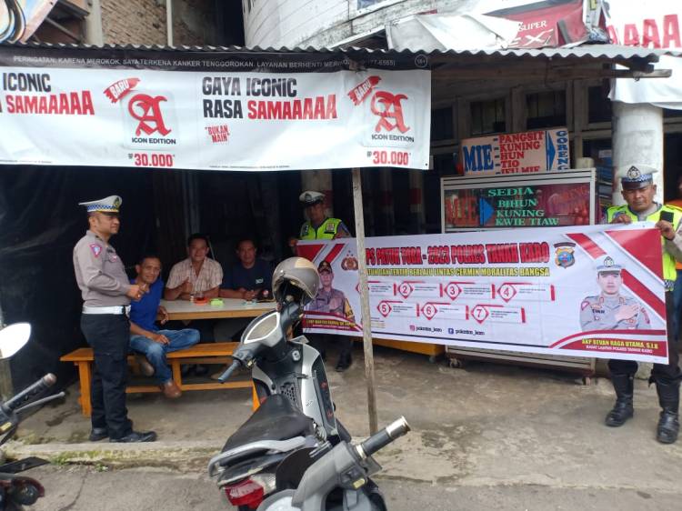Polisi Sosialisasi Ops Patuh Toba 2023 ke Warga