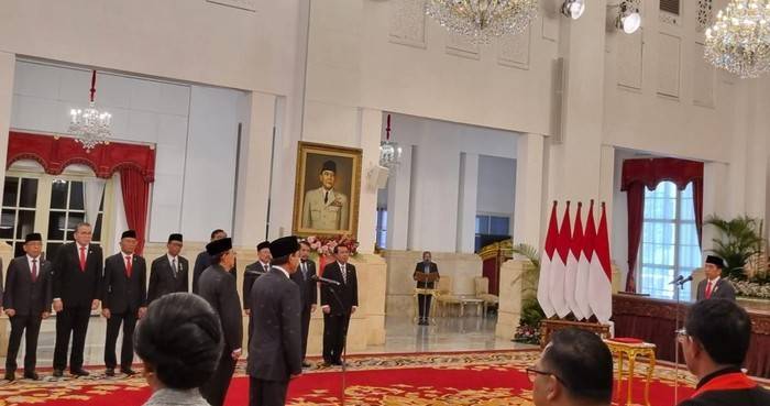 Jokowi Lantik Djan Faridz dan Gandi Sulistiyanto Jadi Wantimpres