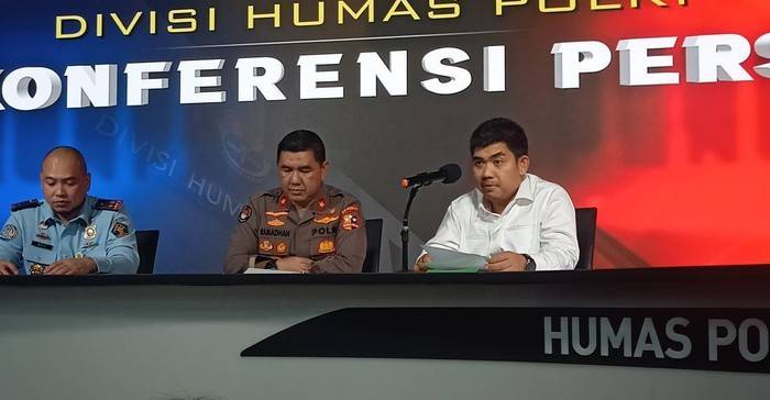 Densus 88: Karyawan KAI Tersangka Teroris Pakai Marketplace Buat Kamuflase