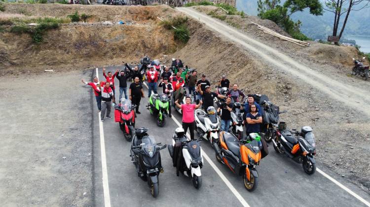 XOS Gelar Riding dan Touring Sembari Kampanyekan Budaya Disiplin Berkendara