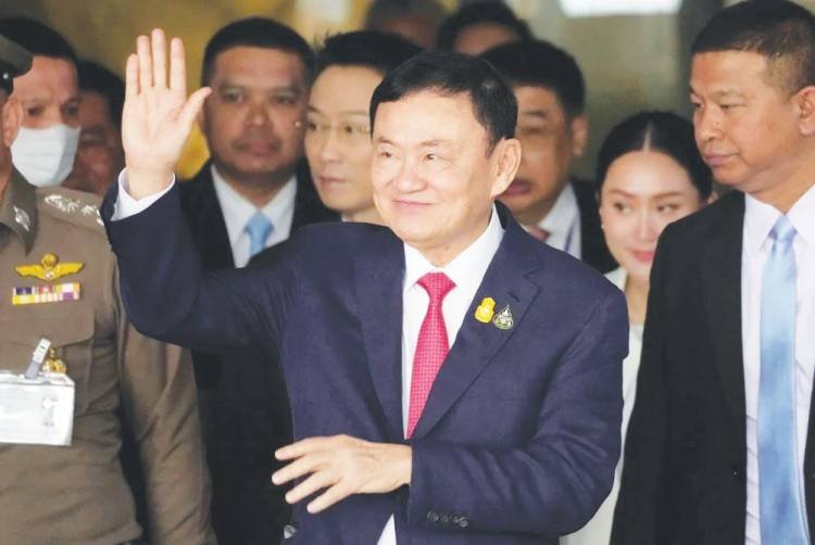 Usai Mengasingkan 15 Tahun, Mantan PM Thailand Thaksin Shinawatra Langsung Dijebloskan ke Penjara