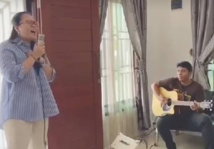 Duet Etnik Rachel Tobing - Jimmy Simbolon