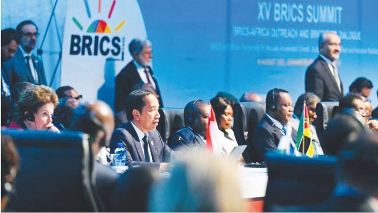 Jokowi Tegaskan Indonesia Belum Gabung BRICS: Kita Kaji dan Kalkulasi Dulu