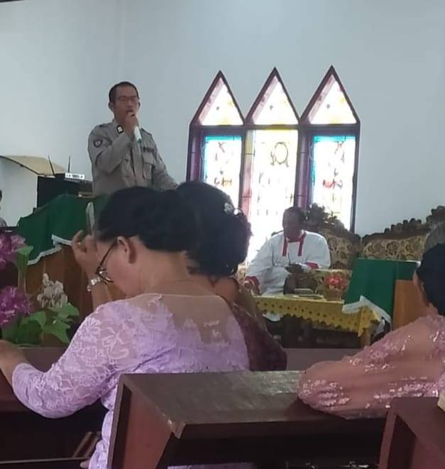 Jemaat Gereja di Tanjungberingin Diajak Ciptakan Kamtibmas Aman dan Kondusif