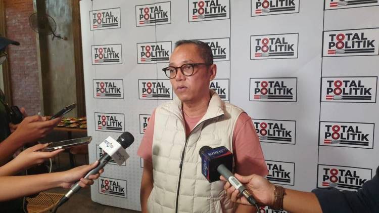 Politikus PDIP Sentil Relawan yang Dorong Gibran Jadi Cawapres Prabowo