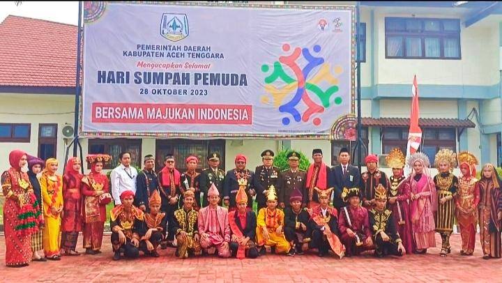 Pakaian Adat Warnai Peringatan Hari Sumpah Pemuda ke-95 di Agara
