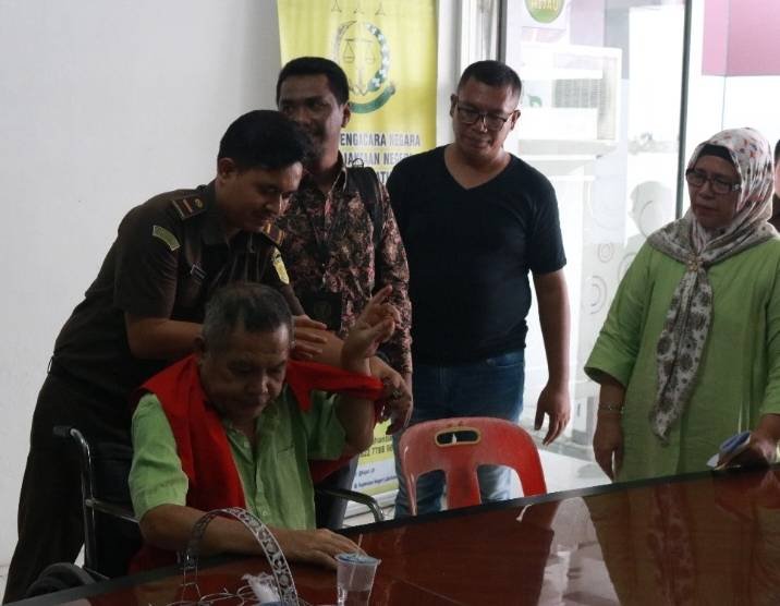 Jaksa Tahan Mantan Sekda dan Bendahara Setdakab Labuhanbatu