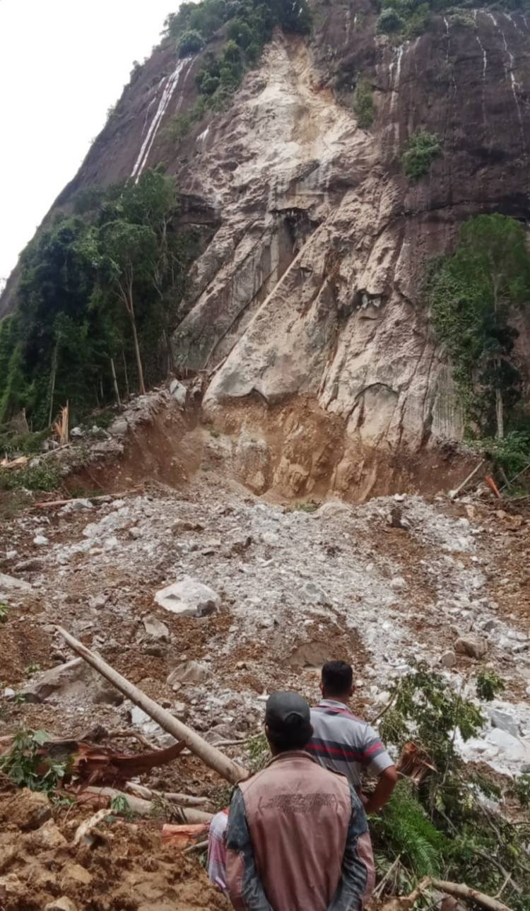 Topografi dan Batu Besar Pengaruhi Proses Pencarian Korban Longsor Dolok Simarsolpah