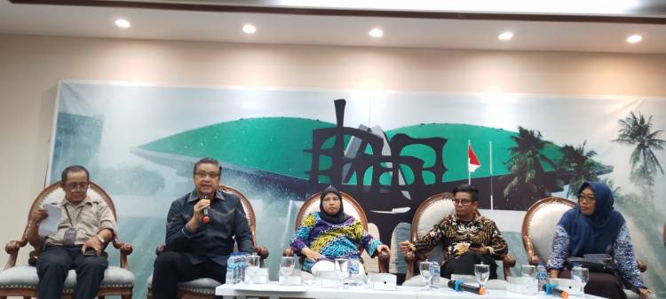 Dede Yusuf : Nasib dan Masa Depan Guru Honorer Akan Semakin Baik